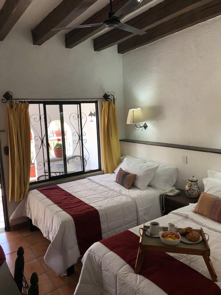 Hotel Antigua Posada Cuernavaca Buitenkant foto